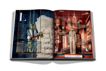 Load image into Gallery viewer, VERY BERGDORF