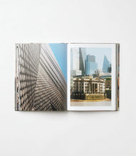 Load image into Gallery viewer, LONDON CHIC