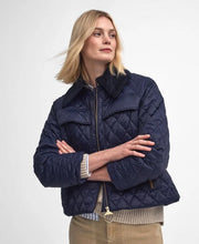 Load image into Gallery viewer, Beauly Quilted Jacket Navy