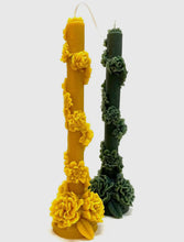 Load image into Gallery viewer, CLAVEL SPIRAL FLORAL BEESWAX CANDLES FROM SPAIN