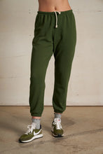 Load image into Gallery viewer, PERFECT WHITE TEE JOHNNY SWEATPANTS