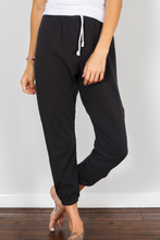 Load image into Gallery viewer, PERFECT WHITE TEE JOHNNY SWEATPANTS