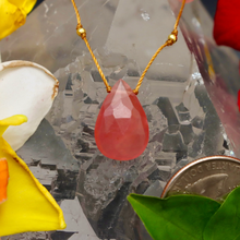 Load image into Gallery viewer, ALOHI DROP WITH 18K GOLD BEADS