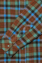 Load image into Gallery viewer, GOD'S TRUE CASHMERE MOSS TARTAN EMERALD BUTTONS