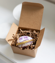 Load image into Gallery viewer, SEASHELL BOTANICAL LIP BALM