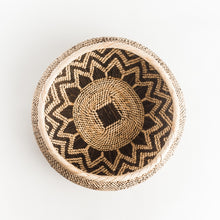 Load image into Gallery viewer, WALL BASKETS - TONGA 12" BASKET HAND MADE CREATIVE WOMEN