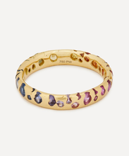 Load image into Gallery viewer, POLLY WALES 18ct Gold Narrow Rainbow Gradient Sapphire Confetti Ring