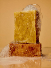 Load image into Gallery viewer, FLAMINGO ESTATE GARDEN ESSENTIALS ARTISANAL BAR SOAPS SET OF FOUR
