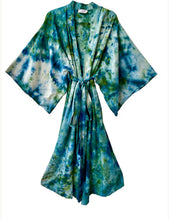 Load image into Gallery viewer, RAW SILK ROBE / KIMONO
