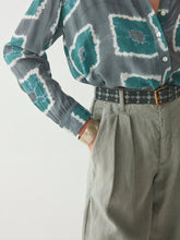 Load image into Gallery viewer, Palmira Blouse - Trapéze Iron Maiden
