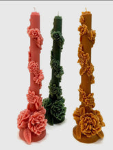 Load image into Gallery viewer, CLAVEL SPIRAL FLORAL BEESWAX CANDLES FROM SPAIN
