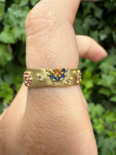Load image into Gallery viewer, Blossom Crush Lily Pond Ring

