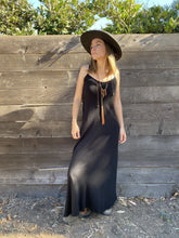 Load image into Gallery viewer, 2301 TYSA DEER CREEK DRESS
