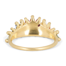 Load image into Gallery viewer, Rainbow Daisy Garland Petal Ring
