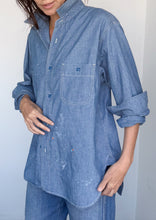 Load image into Gallery viewer, VINTAGE CHAMBRAY WORK SHIRT UNISEX
