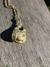 Load image into Gallery viewer, BESPOKE MINI POD 18K DIAMOND WILDFLOWERS AND SNAIL “POD ONLY”

