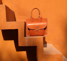 Load image into Gallery viewer, AGNES BADDOO MEDIUM LEATHER SAC 1
