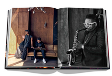 Load image into Gallery viewer, ASSOULINE NEW YORK CHIC BOOK
