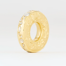 Load image into Gallery viewer, HAG STONE PLUMP XL 18K WITH DIAMONDS PENDANT ONLY
