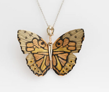 Load image into Gallery viewer, GOLDEN KAMEHAMEHA NECKLACE TWO TONE CHAIN BUTTERFLY
