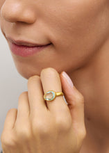 Load image into Gallery viewer, #PS7 18KT INDIGO AQUAMARINE GREEK RING
