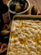 Load image into Gallery viewer, FLAMINGO ESTATE HERITAGE CALIFORNIA EVOO EXTRA VIRGIN OLIVE OIL
