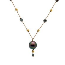 Load image into Gallery viewer, TAHITIAN PEARL AND 18K GOLD NECKLACE
