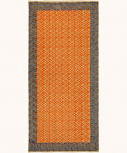 Load image into Gallery viewer, ULLA TABLE THROW IN TOTE 63 X 138
