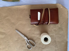 Load image into Gallery viewer, AGNES BADDOO EYE/SUNGLASS + CELL PHONE SAC
