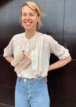 Load image into Gallery viewer, AGNES BADDOO BELT SAC
