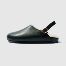Load image into Gallery viewer, BEATRICE VALENZUELA UMBER BROWN CLOG WITH SHEARLING
