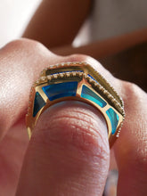 Load image into Gallery viewer, ANDY LIF COBRA RING 18K GOLD WITH ENAMEL AND PAVE DIAMONDS
