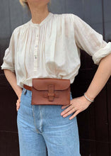 Load image into Gallery viewer, AGNES BADDOO BELT SAC

