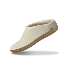 Load image into Gallery viewer, GLERUPS SLIP ON WITH LEATHER SOLE
