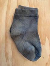 Load image into Gallery viewer, MIRA BLACKMAN ORGANIC HAND DYED BABY SOCKS 6-12 MONTHS
