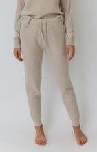 Load image into Gallery viewer, SUNNY CASHMERE THERMAL JOGGER SWEATPANT IN BLACK
