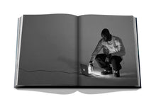 Load image into Gallery viewer, ASSOULINE Louis Vuitton: Virgil Abloh (Classic Cartoon Cover)
