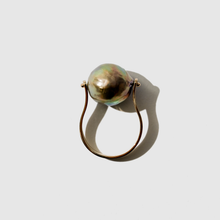 Load image into Gallery viewer, BEATRICE VALENZUELA FINE JEWELRY LUNA RING SILVER PEARL IN 14K GOLD

