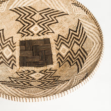 Load image into Gallery viewer, ZAMBIA TONGA WOMEN MADE  28"  HAND MADE WALL BASKET - PLATEAU 28" WALL BASKET  CREATIVE WOMEN
