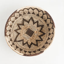 Load image into Gallery viewer, WALL BASKETS - TONGA 13" BASKET HAND MADE CREATIVE WOMEN
