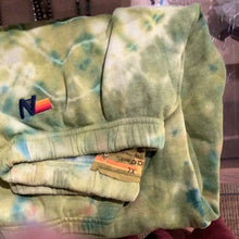 Load image into Gallery viewer, Aviator nation women sweats green
