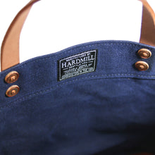 Load image into Gallery viewer, HARDMILL GROCERY TOTE - WAXED CANVAS - NAVY
