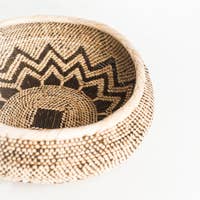 Load image into Gallery viewer, WALL BASKETS - TONGA 12" BASKET HAND MADE CREATIVE WOMEN

