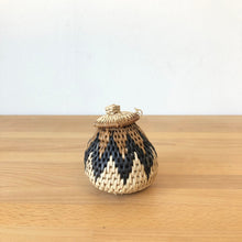 Load image into Gallery viewer, AMSHA Zulu Mini Lidded Basket 3-4" EACH
