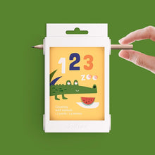 Load image into Gallery viewer, Scrollino 123 Zoo COUNTING WILD ANIMALS
