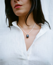 Load image into Gallery viewer, BEATRICE VALENZUELA BLACK BEETLE PEARL PENDANT
