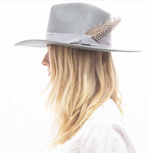 Load image into Gallery viewer, LOVELY BIRD VERONA CHAMBRAY HAT
